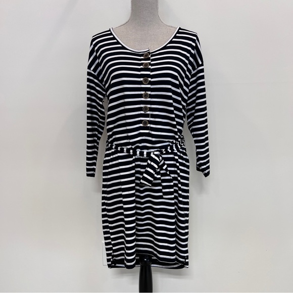 💙💛 Sanctuary Black White Striped Sullivan Henley Scoop Neck T-Shirt Dress - Picture 2 of 11